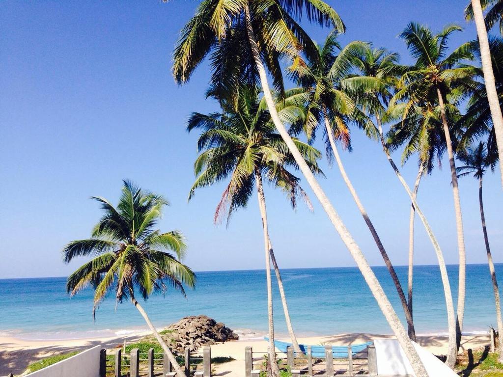 Rainbow Beach Hotel Hikkaduwa Pokoj fotografie