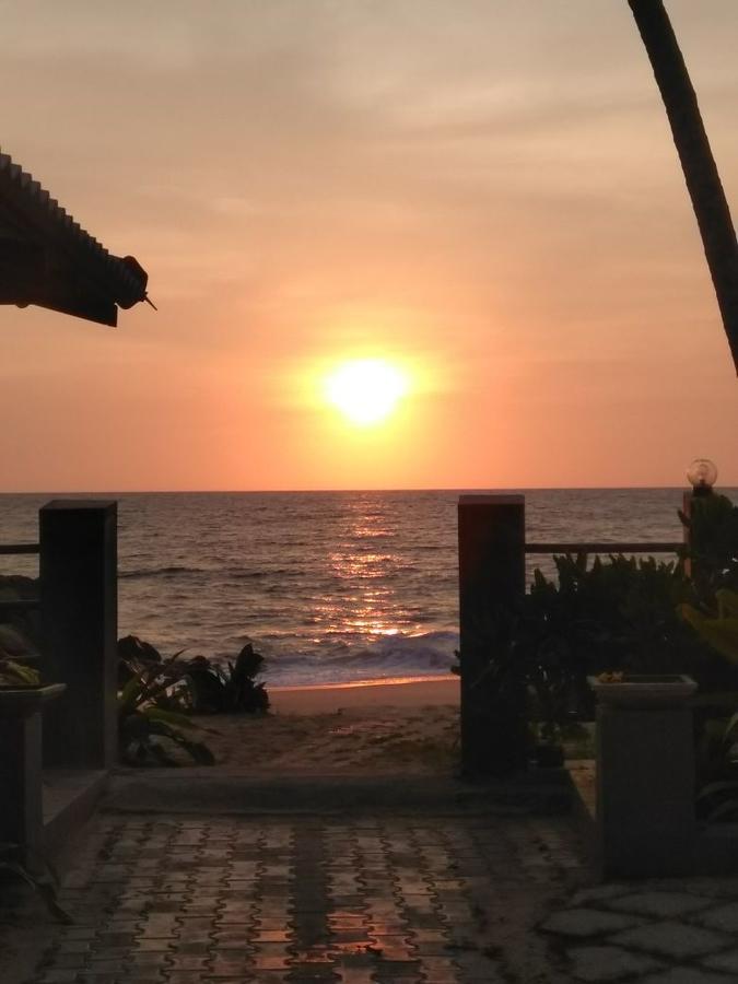 Rainbow Beach Hotel Hikkaduwa Exteriér fotografie